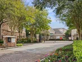 12707 Boheme Drive 1304, Houston TX 77024