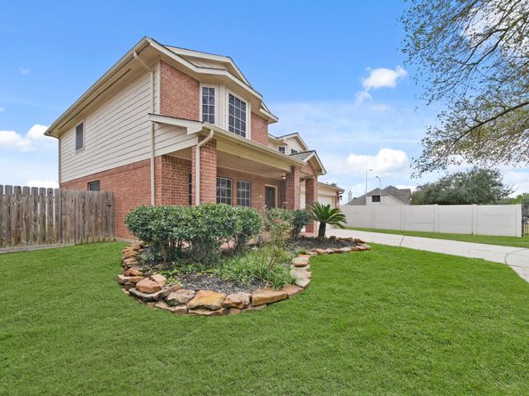 18902 Sun Pass Drive, Tomball TX 77377