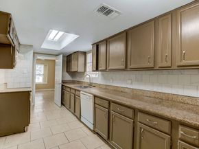 5139 Bungalow Lane, Houston TX 77048