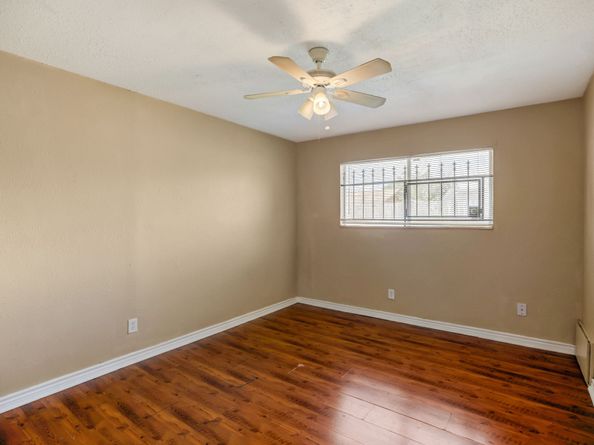 5139 Bungalow Lane, Houston TX 77048