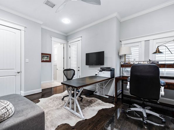 2035 Sheridan Street A, Houston TX 77030