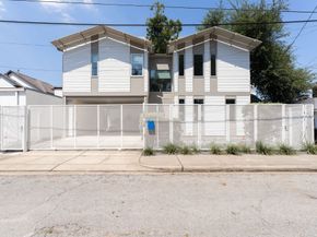 706 Oakley Street, Houston TX 77006