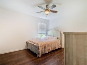 10806 Tallow Briar Lane, Houston TX 77075