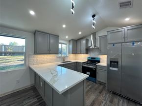 5803 E Greencraig Drive E, Houston TX 77035