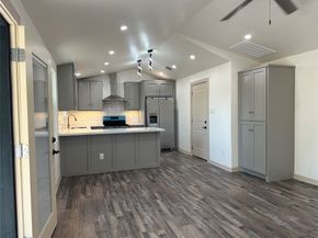 5803 E Greencraig Drive E, Houston TX 77035