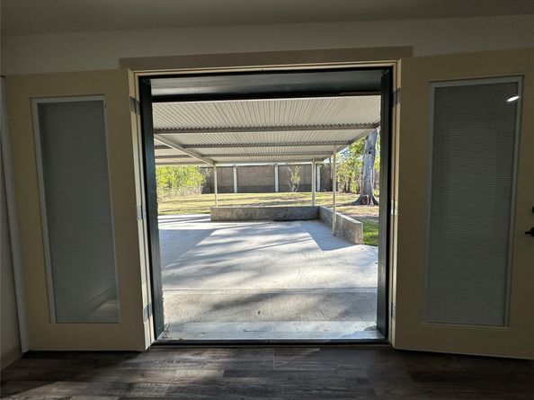 5803 E Greencraig Drive E, Houston TX 77035