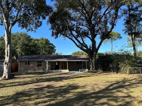 5803 E Greencraig Drive E, Houston TX 77035