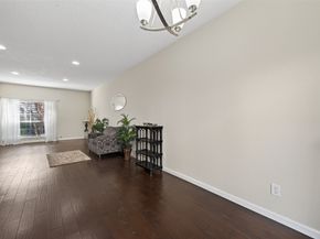 1805 Stoney Brook dr Drive 103, Houston TX 77063