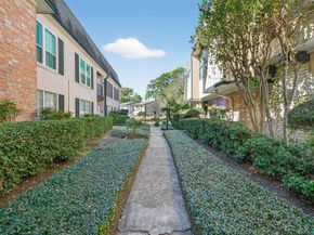 1805 Stoney Brook dr Drive 103, Houston TX 77063