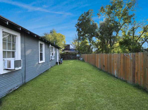 3818 Drew Street, Houston TX 77004