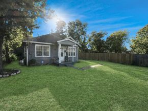 3818 Drew Street, Houston TX 77004