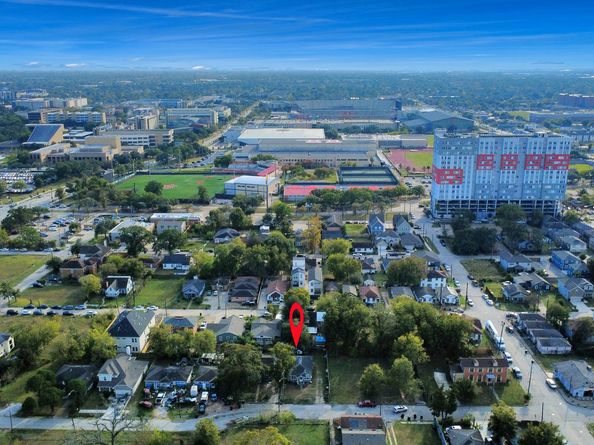 3818 Drew Street, Houston TX 77004