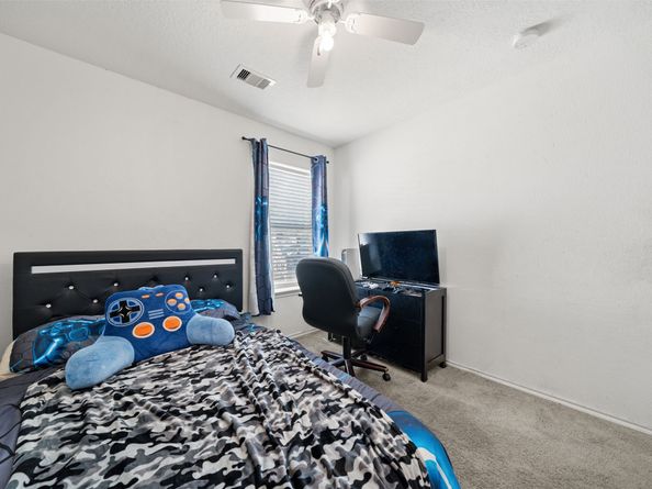 427 Remington Heights Drive, Houston TX 77073