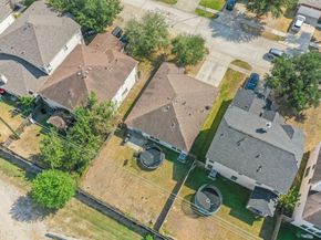 427 Remington Heights Drive, Houston TX 77073