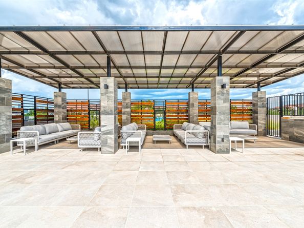 1701 Hermann Drive 21F, Houston TX 77004