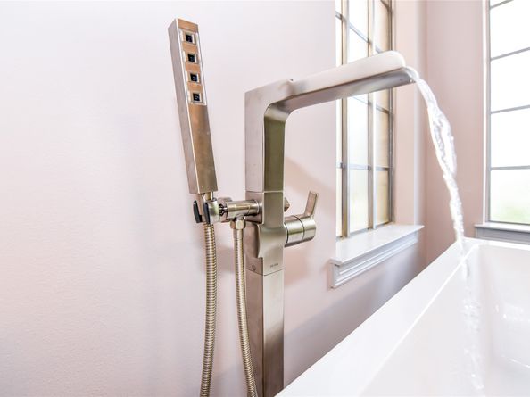 15751 Tanya Circle, Houston TX 77079