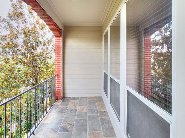 2325 Hutchins Street, Houston TX 77004