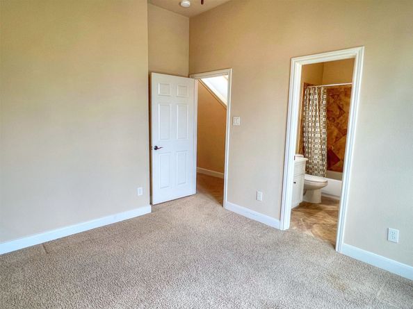 2325 Hutchins Street, Houston TX 77004