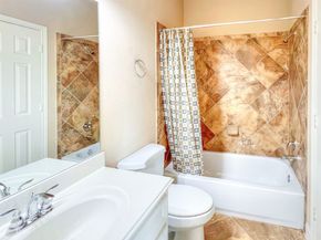 2325 Hutchins Street, Houston TX 77004