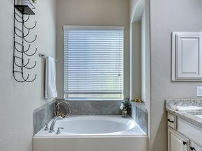 1409 New Urban Way, Houston TX 77047