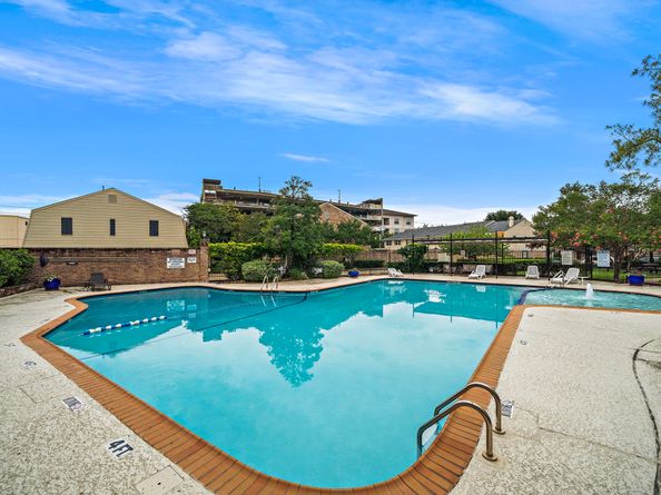 6430 Olympia Drive 91, Houston TX 77057