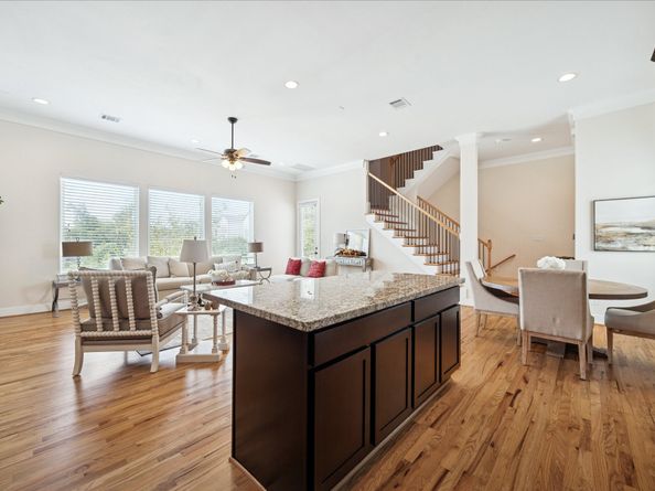 1546 W 23rd Street, Houston TX 77008