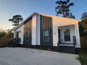 8221 Charlesmont Street, Houston TX 77078