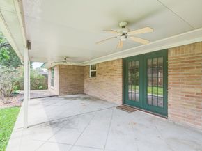 1708 Capstan Road, Houston TX 77062