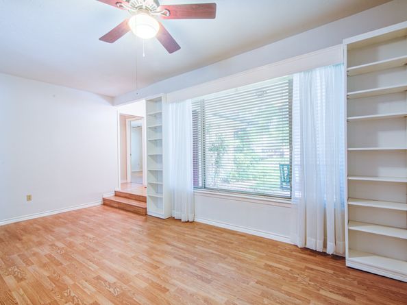 1708 Capstan Road, Houston TX 77062