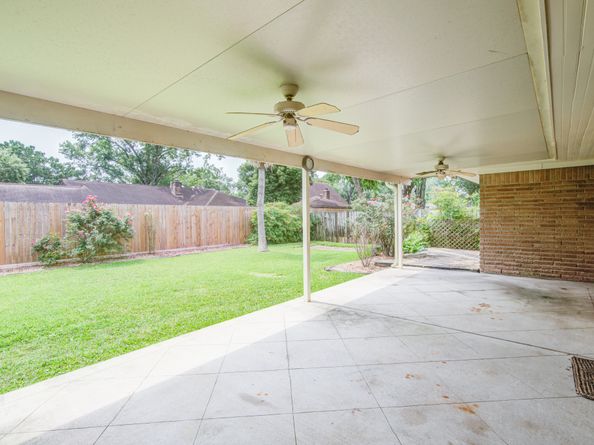 1708 Capstan Road, Houston TX 77062