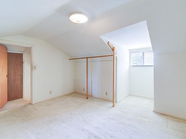 1708 Capstan Road, Houston TX 77062