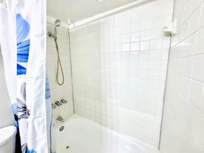 9090 S Braeswood Boulevard 47, Houston TX 77074