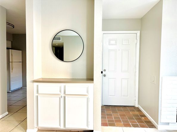 9090 S Braeswood Boulevard 47, Houston TX 77074