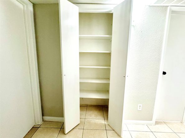 9090 S Braeswood Boulevard 47, Houston TX 77074