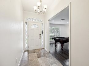 7614 Braesview Lane, Houston TX 77071