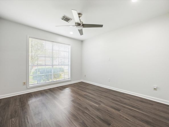 7614 Braesview Lane, Houston TX 77071