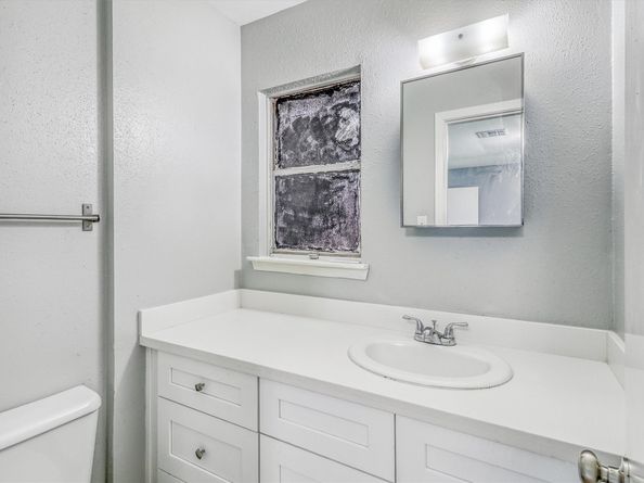 1323 W Donovan Street, Houston TX 77091