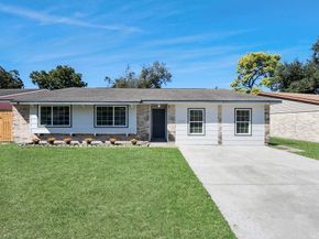 13606 Sunrose Lane, Houston TX 77045