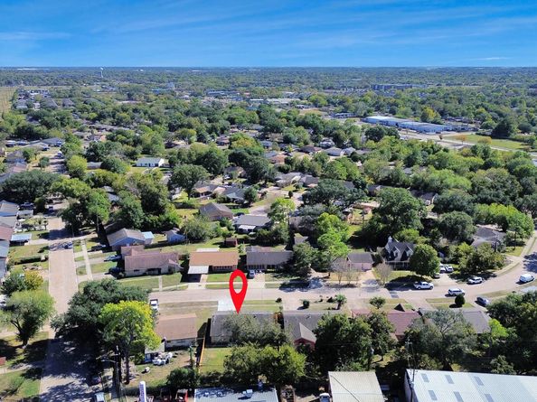 13606 Sunrose Lane, Houston TX 77045