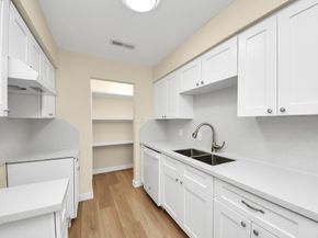 13606 Sunrose Lane, Houston TX 77045