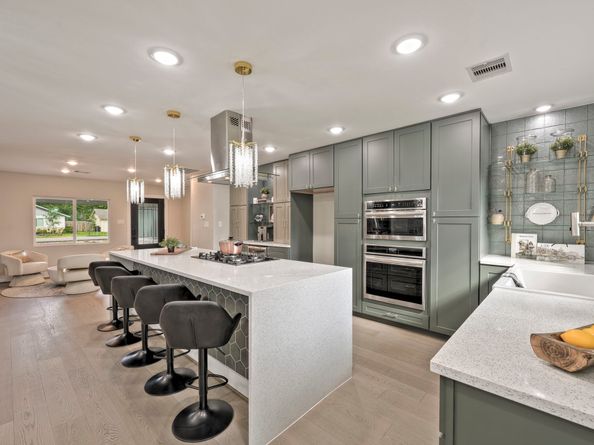 10021 Lazy Oaks Street, Houston TX 77080