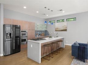 2310 Camden Drive, Houston TX 77021