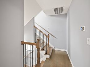 2310 Camden Drive, Houston TX 77021