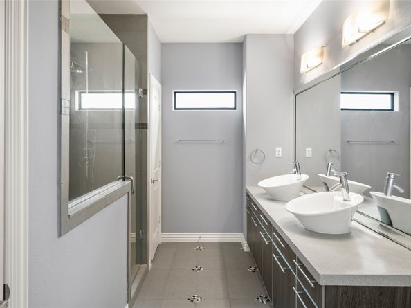 2310 Camden Drive, Houston TX 77021