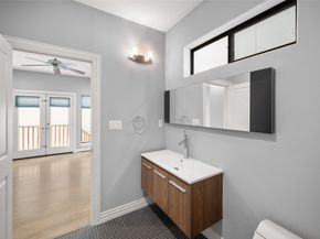 2310 Camden Drive, Houston TX 77021