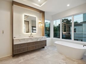 1656 Banks Street, Houston TX 77006