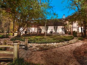 26 S Windsail Place, The Woodlands TX 77381