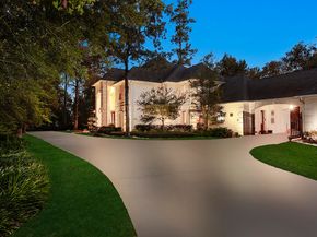 26 S Windsail Place, The Woodlands TX 77381