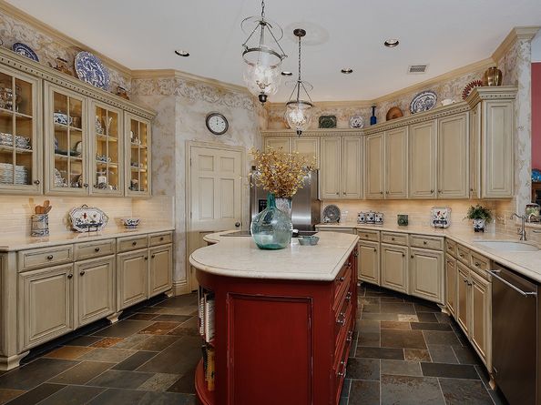 26 S Windsail Place, The Woodlands TX 77381