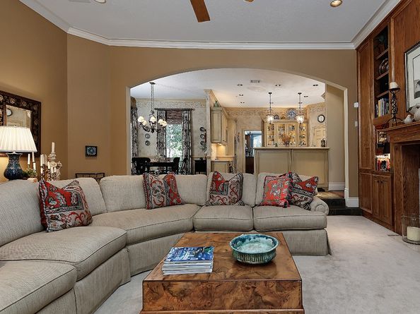 26 S Windsail Place, The Woodlands TX 77381